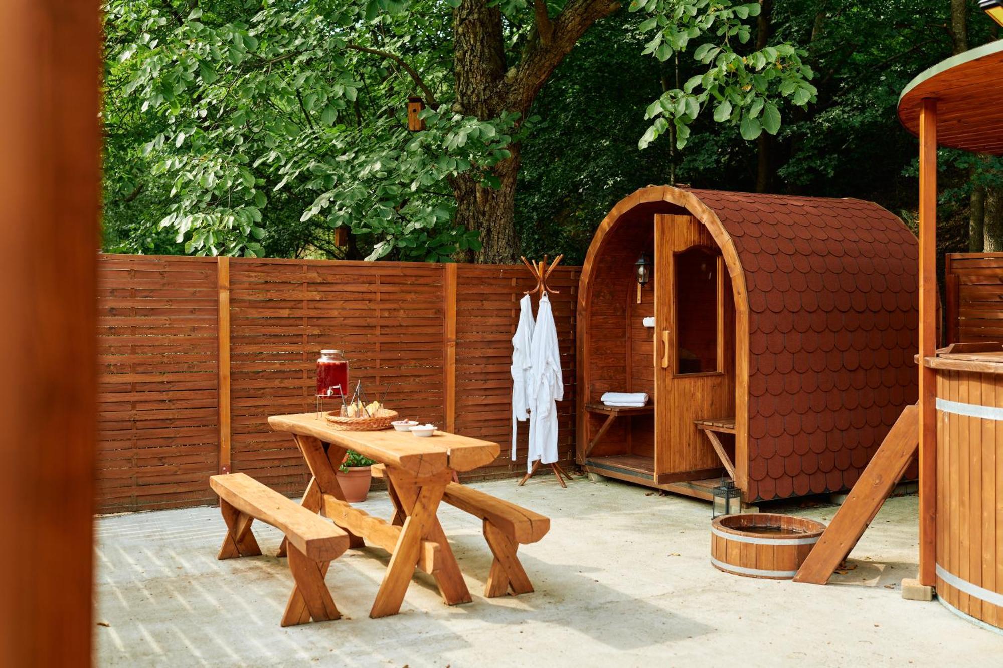 Öko-Park® Panzió-Kemping és Kalandpark Szarvaskő Esterno foto