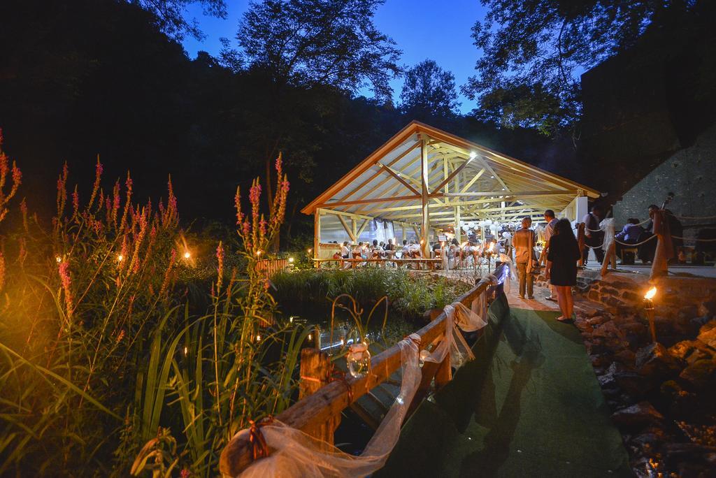 Öko-Park® Panzió-Kemping és Kalandpark Szarvaskő Esterno foto